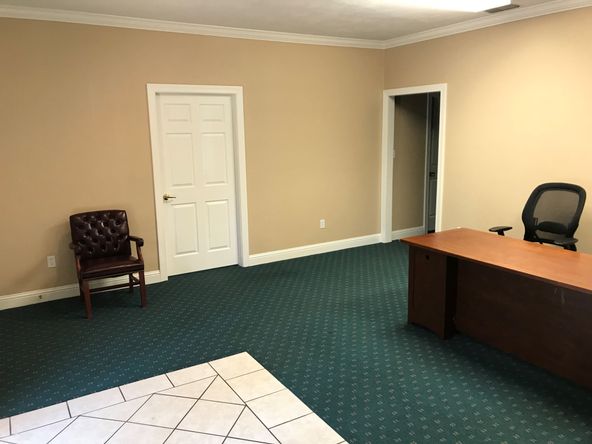 2935 Kerry Forest Pkwy, Tallahassee, FL 32309
